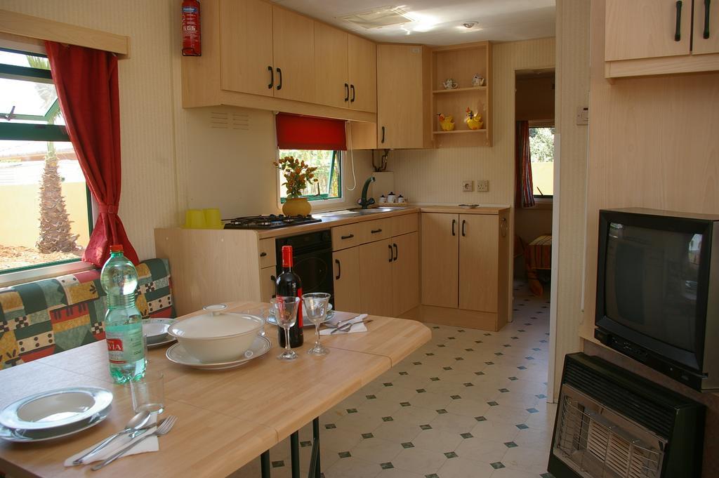 Akramar Village San Leone Oda fotoğraf