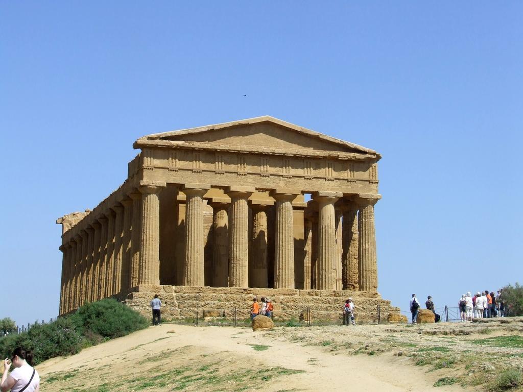 Akramar Village San Leone Oda fotoğraf